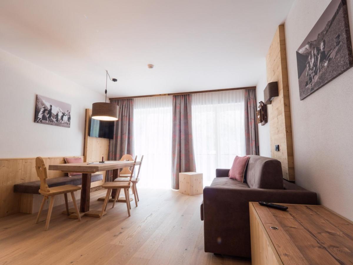 Almhittn - Luxus Appartements Finkenberg Buitenkant foto