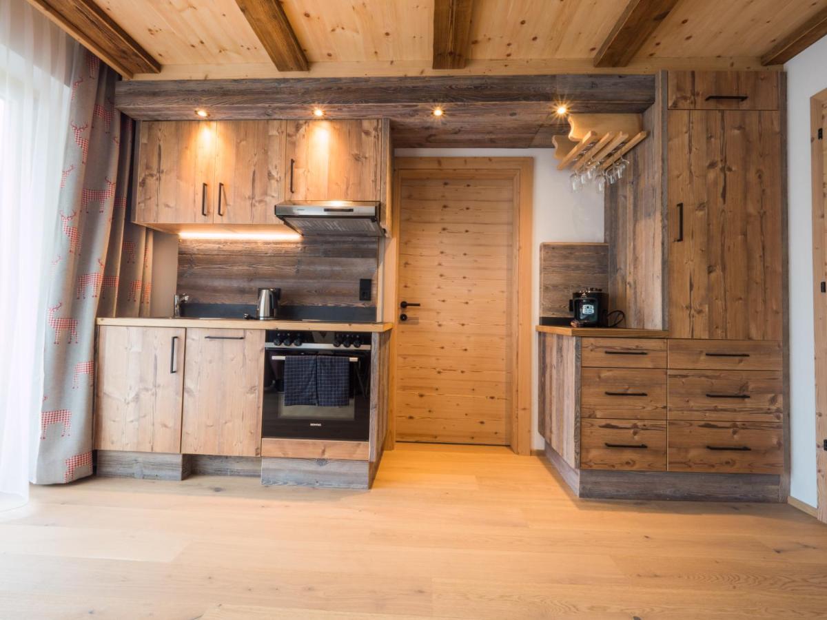 Almhittn - Luxus Appartements Finkenberg Buitenkant foto