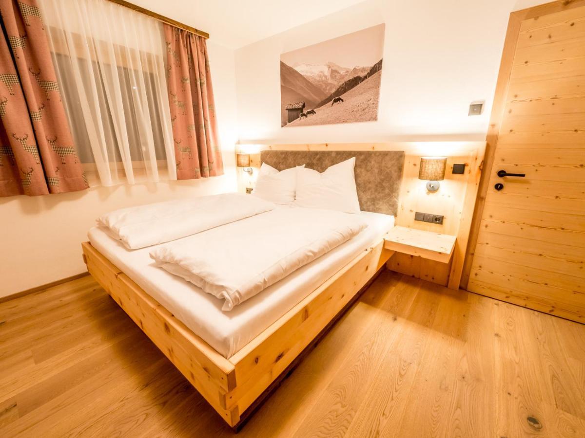Almhittn - Luxus Appartements Finkenberg Buitenkant foto