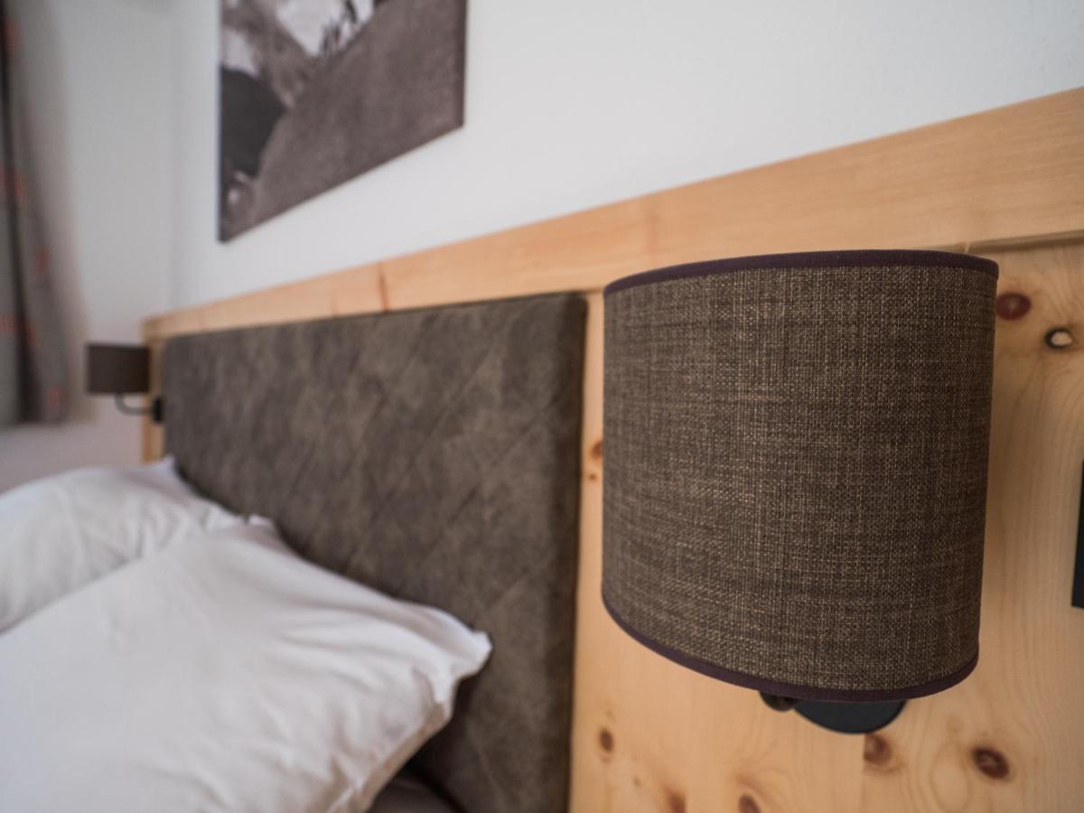 Almhittn - Luxus Appartements Finkenberg Buitenkant foto